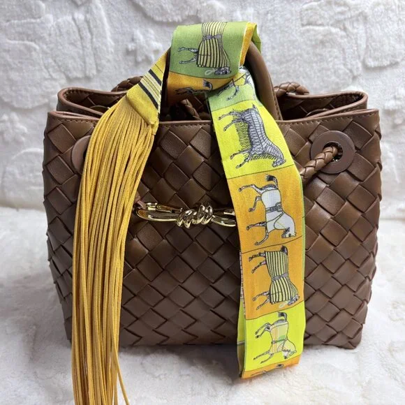 Trendy Fringe Handbag Wraps - See The New Springtime Colors! - Picture 2 of 14